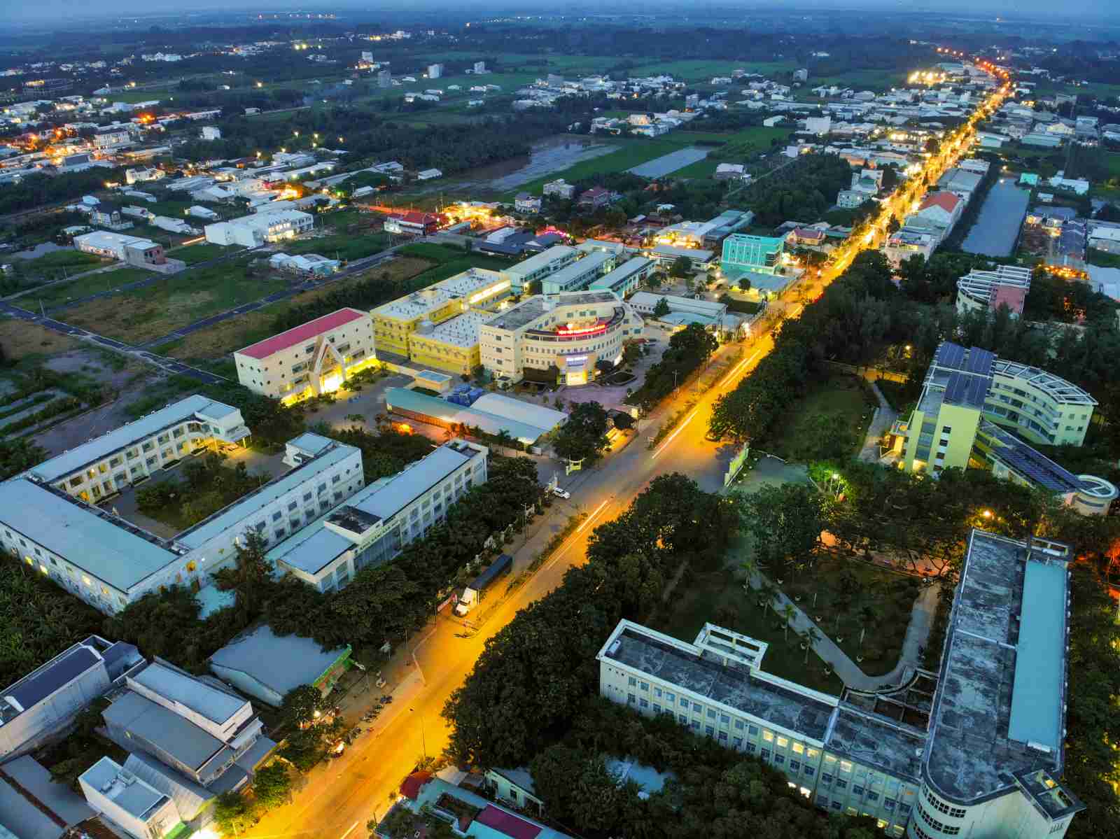 Đóng góp gây quỹ vui Trung Thu cho trẻ em có hoàn cảnh khó khăn